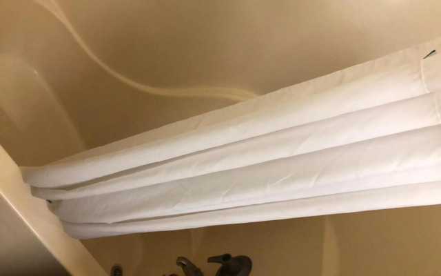White Lake Inn And Suites