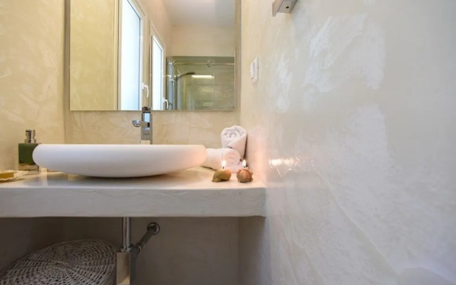 Mavres Luxury Studio