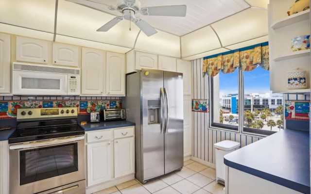 Ocean Sands 1-708