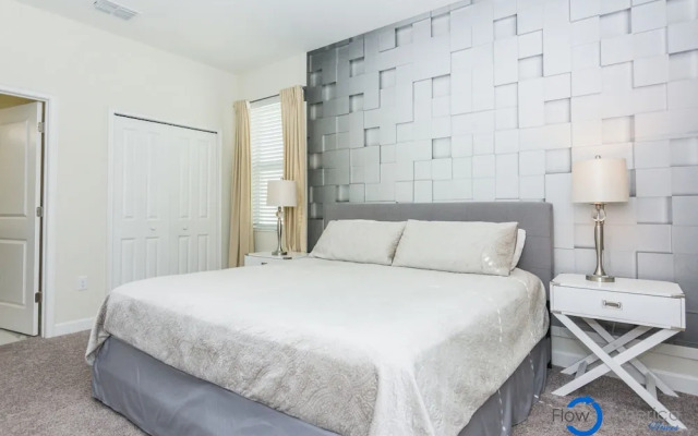 Fancy Family Home at Championsgate Chg101