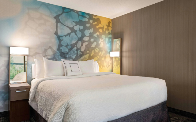 Courtyard by Marriott Dayton North