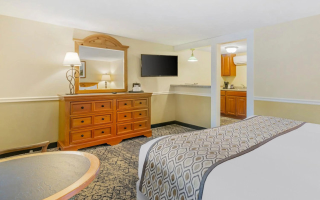 Meadowmere Resort