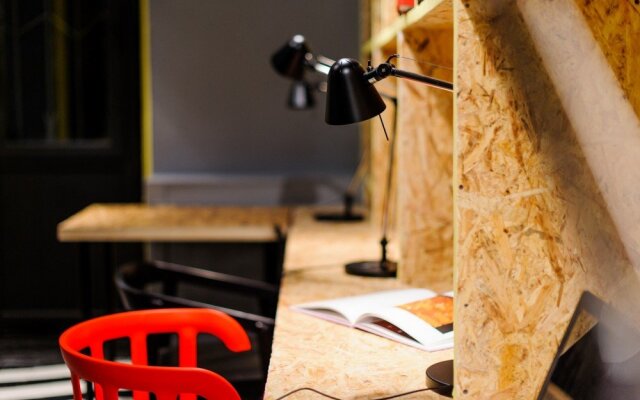 Re:forma Art Hostel
