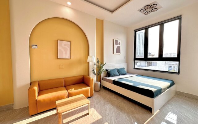 Corgi House Danang