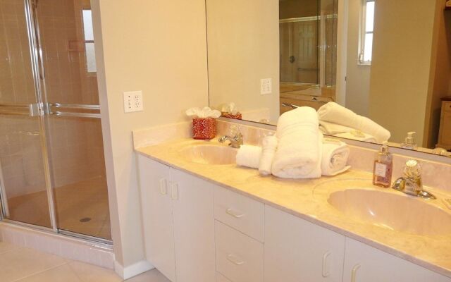 438 North Barfield Drive