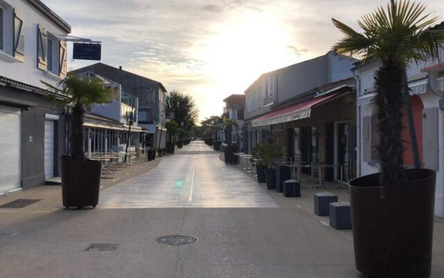 La Luciole, Ronce les Bains