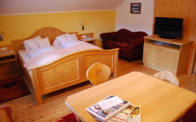 Holiday Apartment in Tropolach Near Pressegger See