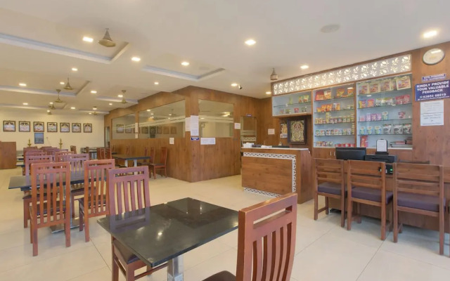 Manjhi Residency