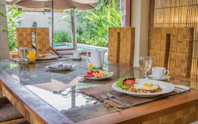 Villa Seriska Seminyak Bali
