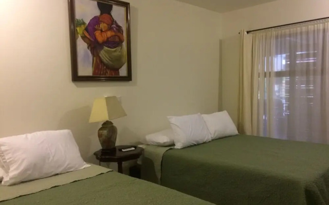 Casa Maria Airport B&B