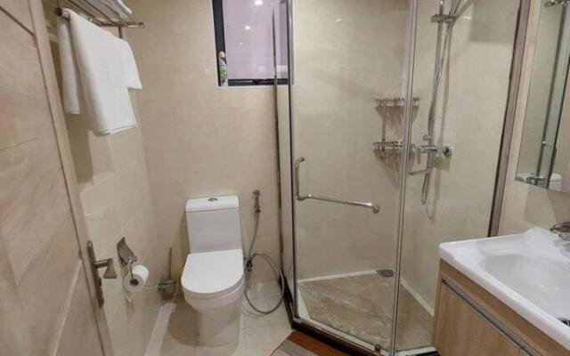 Urban Oasis - Modern Luxe 2 Bedroom Apt with pool, gym