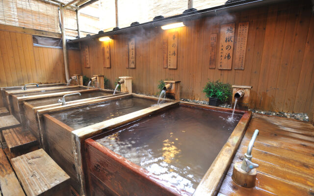 Shibu Onsen Kokuya