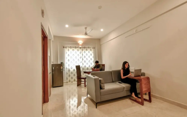 Ega Orchid Luxury by HomeSlice