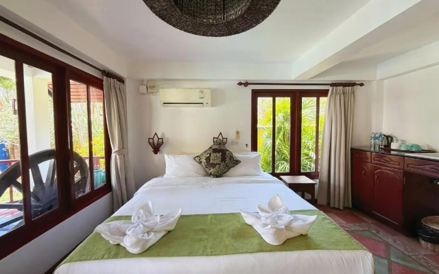 Coco Palace Resort