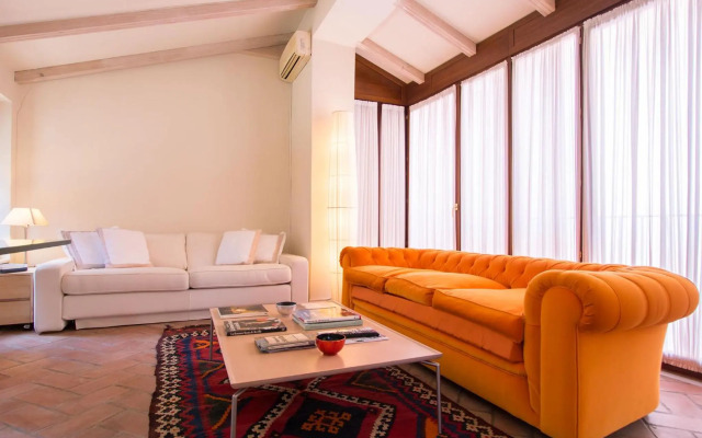 Oriental Apartment Gardens Views 2 pax