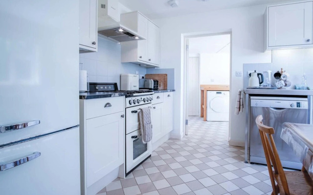 Palace Park - 2 Bedroom Bungalow - Manorbier