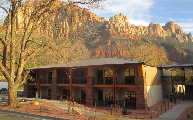 Best Western Plus Zion Canyon Inn & Suites