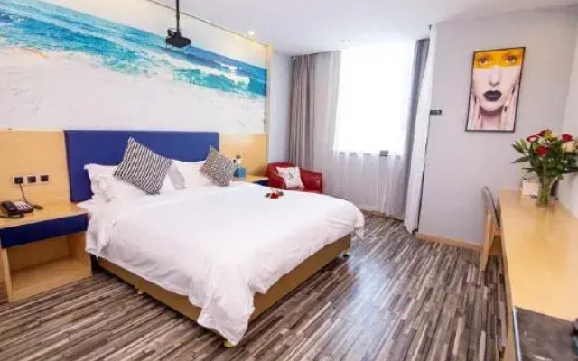 Nantong Jinduo Elegant Hotel (Nantong Dieshiqiao Home Textile City)