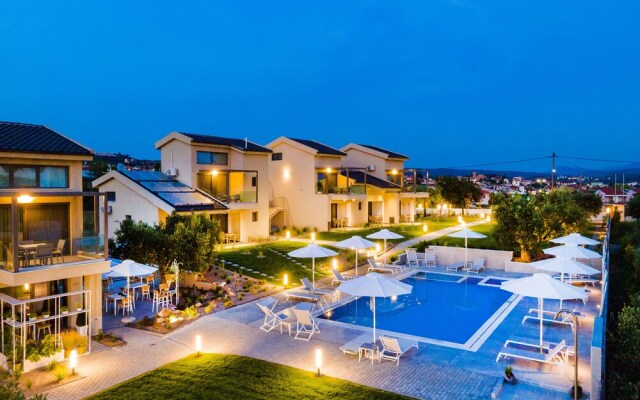 Miroes Suites