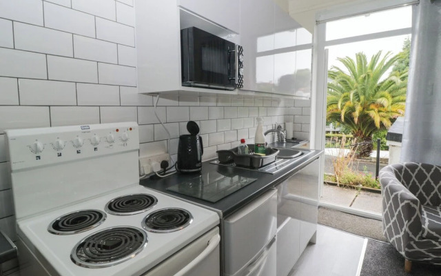 Flat 3, Big Tree Holiday Flats