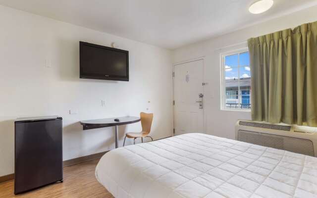 Americas Best Value Inn Bowling Green