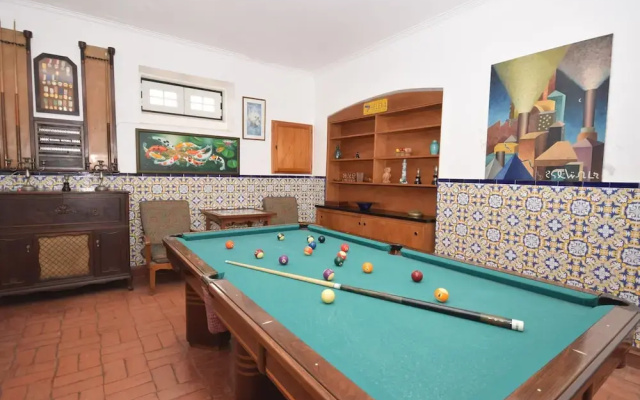 Sprawling Villa Near Alenquer