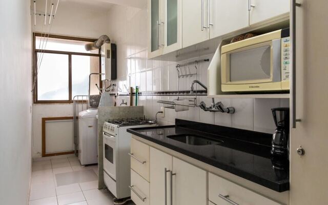 Stunning View 2 Bdrm Apartment Arpoador