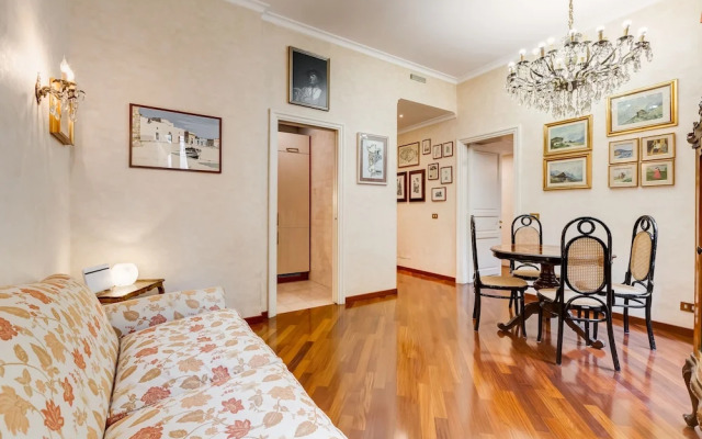 Trevi Fountain Apartments