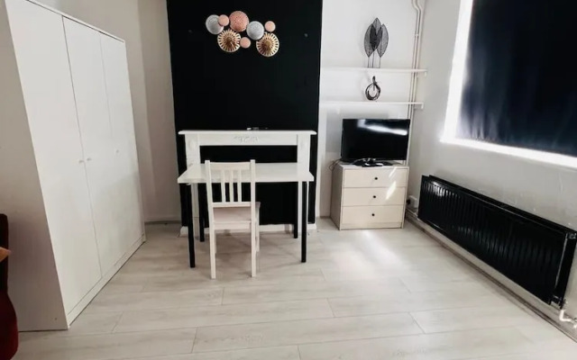 Nest And Limited