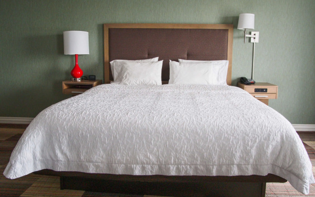 Hampton Inn & Suites Moore