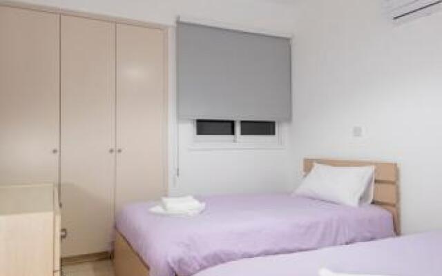 Viola flat 303