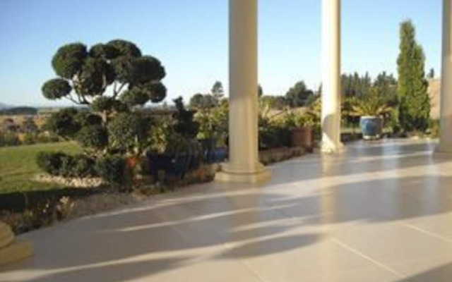 Angel Luxury Lodge