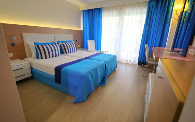 TT Hotels Pegasos World