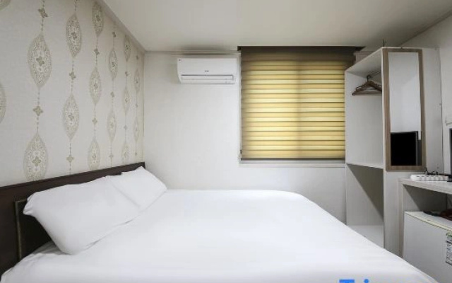 Cl Hotel