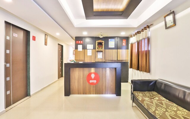 OYO 6752 Hotel Apollo