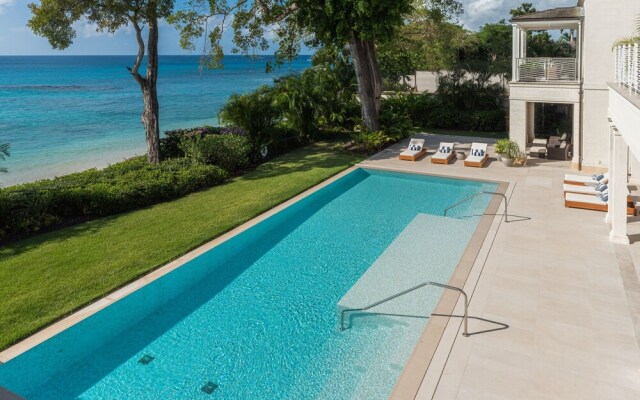 Villa Tamarindo is a Luxury 4 Bedroom Property in Holetown, St James