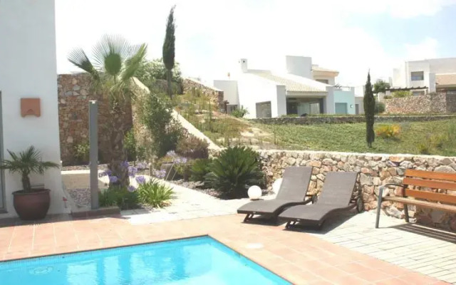Villa Cuarzo