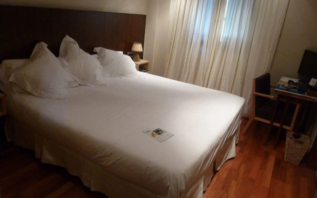 Hotel La Casueña