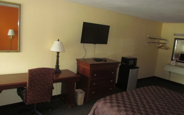 Red Carpet Inn