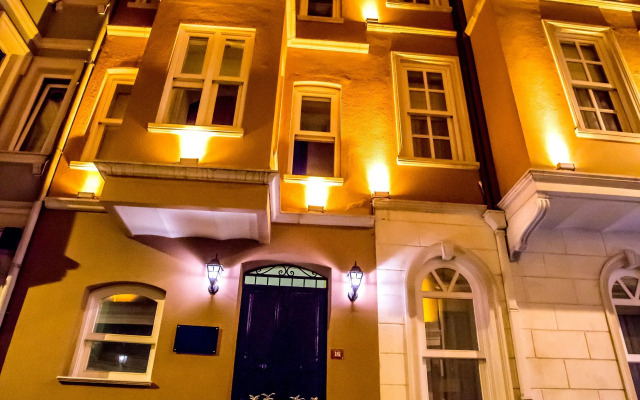 Nar Apart Hotel