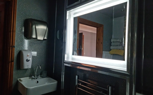 Castle Lodge B&B