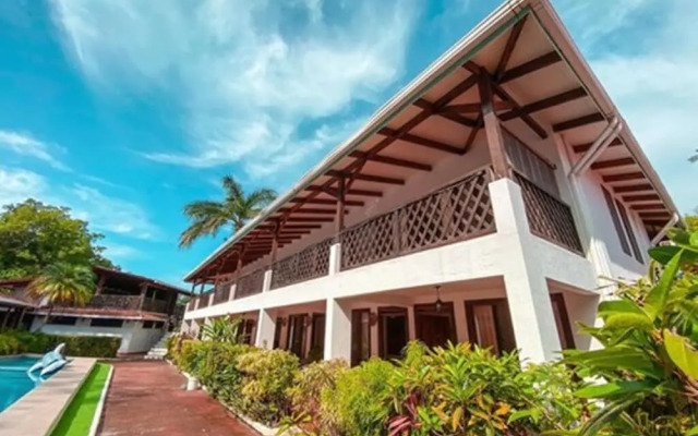 Samara Pacific Lodge