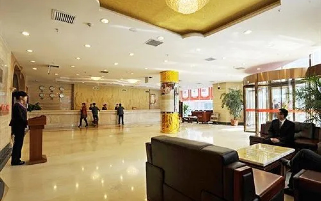Weiyana(Xi'an North High Speed Rail Railway Station) – Lobby – Xi'an