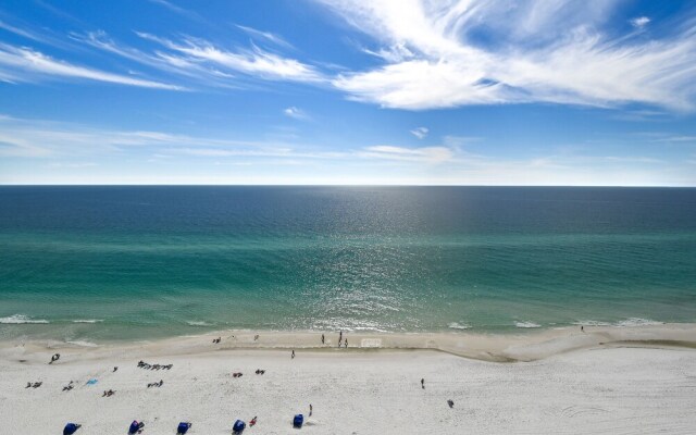Pelican Beach 1811 1 Bedroom Condo by RedAwning
