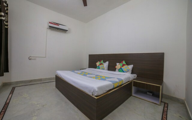 Oyo Home 16423 Spacious 3Bhk