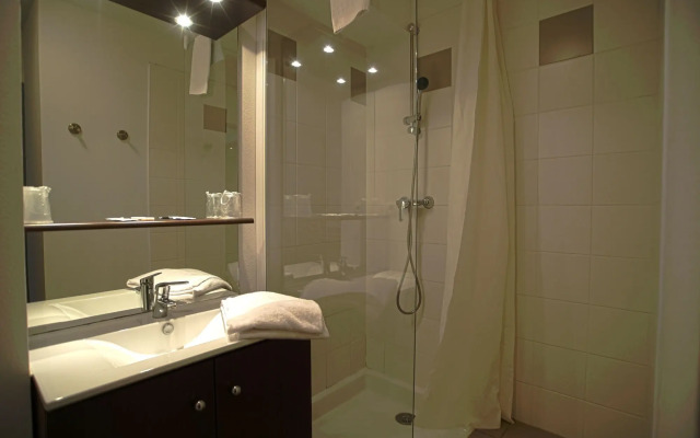 Kosy Aparthotel Campus del Sol Esplanade