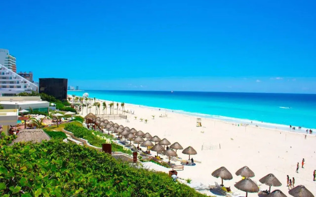 Condo in Ocean Front Resort