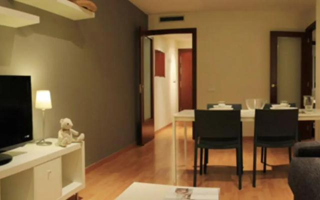 Alguera Apartments Industria