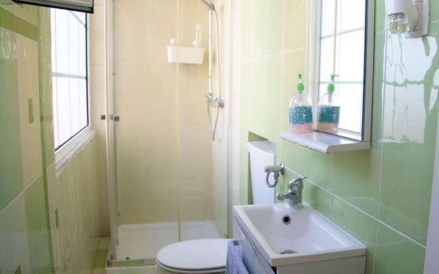 ALFAMA 3B - Balby's Bed&Breakfast