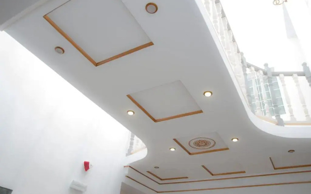 Hotel Astron